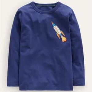 Mini Boden Kids Blue Embroidered Rocket Long Sleeve Cotton T-Shirt. 6-7. 6. 7.